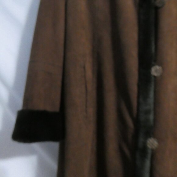 JONES NEW YORK | medium | Long Brown Button-Up Closure Hooded Coat - Picture 7 of 16